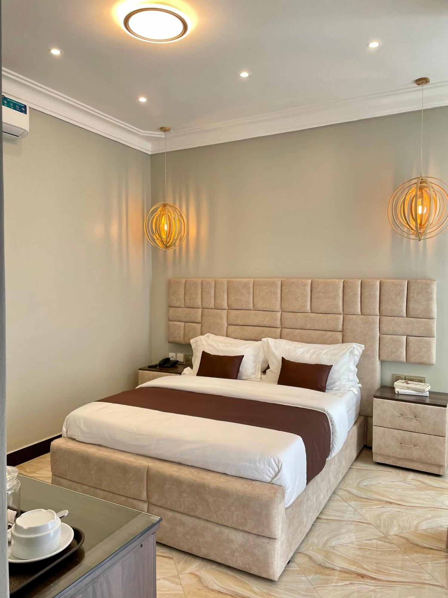 Bed and Breakfast The Nook Boutique à Kampala Extérieur photo