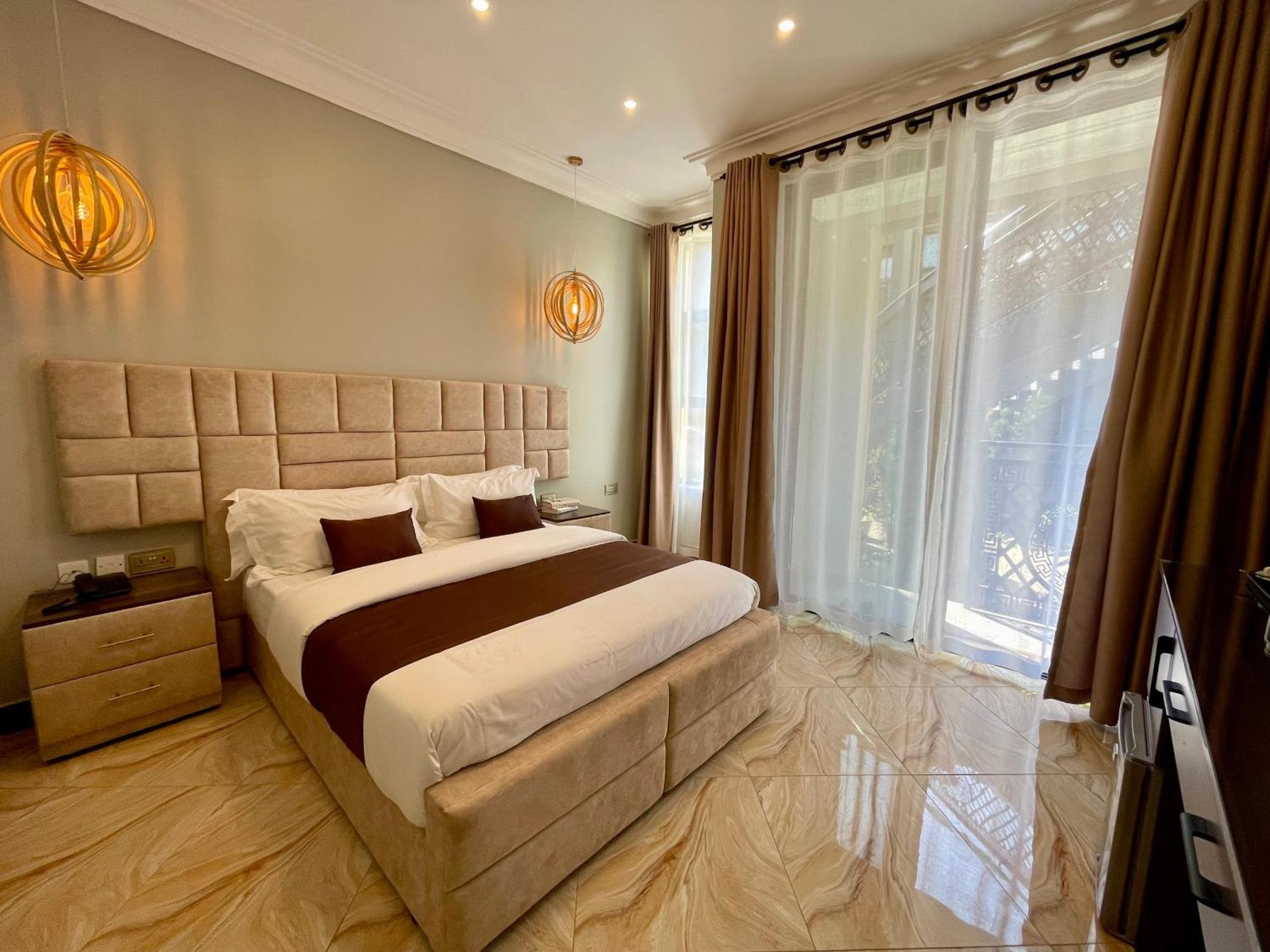 Bed and Breakfast The Nook Boutique à Kampala Extérieur photo